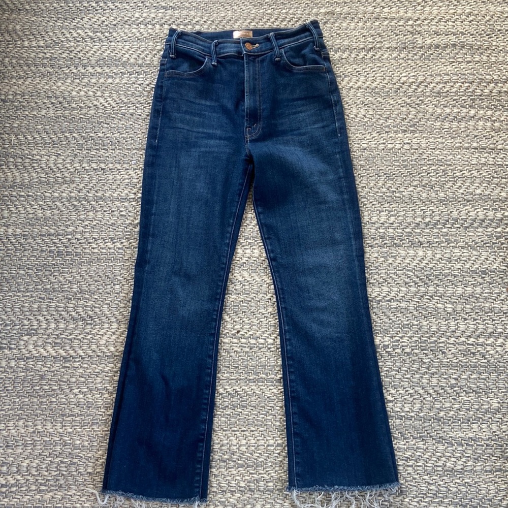 Mother Hustler Ankle Fray Denim in Home Movie wash. Barely worn, size 26.